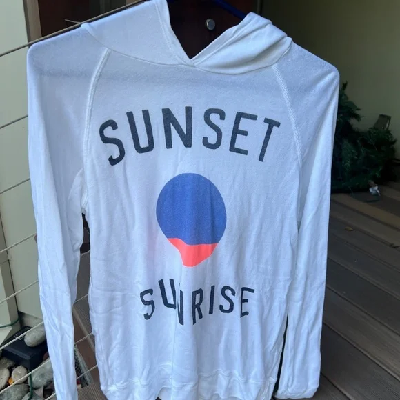 Sundry- Women's Long Sleeve Hooded Light Weight Tee- Size 1 (S) - Picture 3 of 10